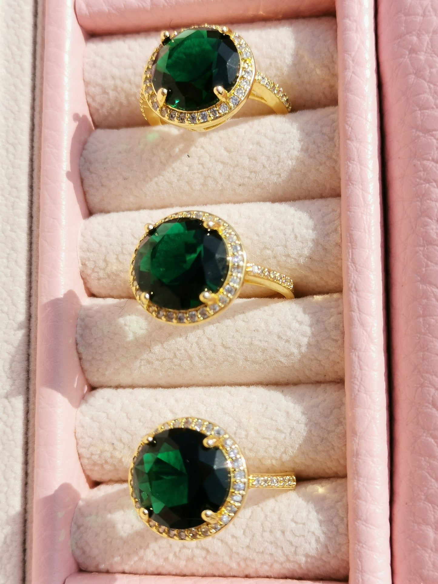 Green Emerald Ring